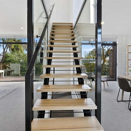 Architectural Urban Diamond Villa Крайстчърч Екстериор снимка